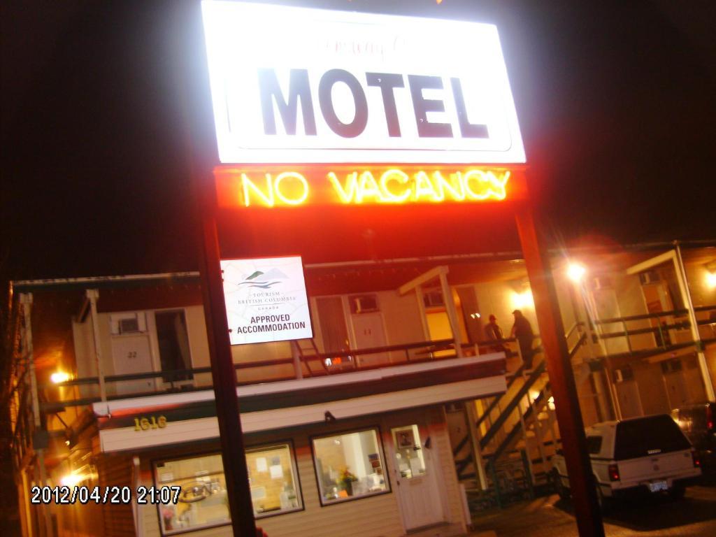 Queensway Court Motel Prince George Exteriér fotografie