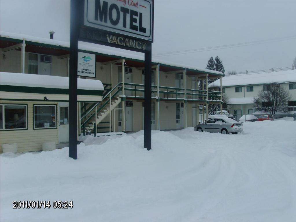 Queensway Court Motel Prince George Exteriér fotografie